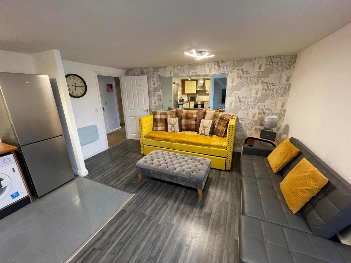 Empire Serviced Apartments Hinckley Extérieur photo